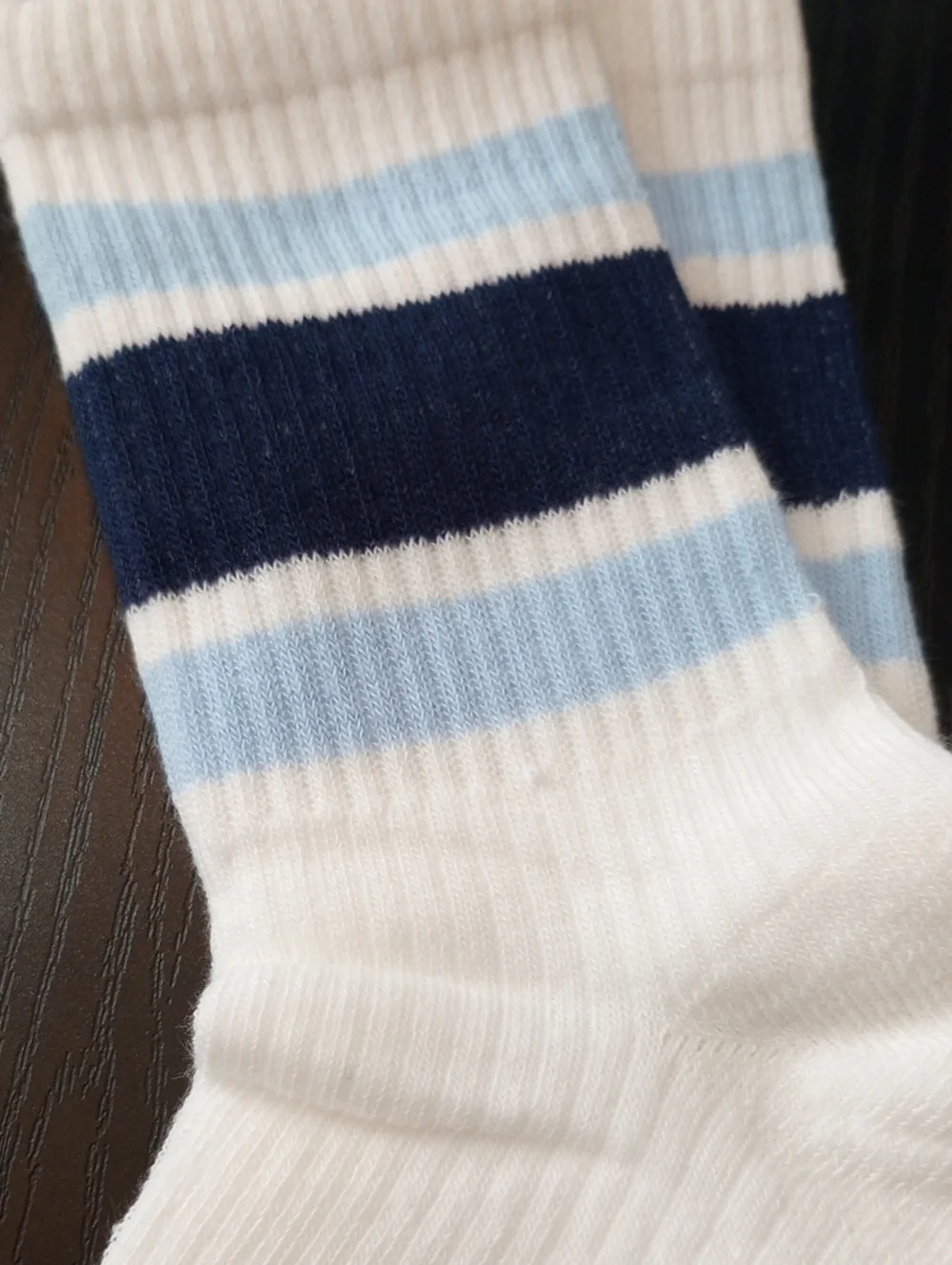 Off White Crew Socks Navy & Light Blue Stripes Athletic Mid calf Socks Size 4-10
